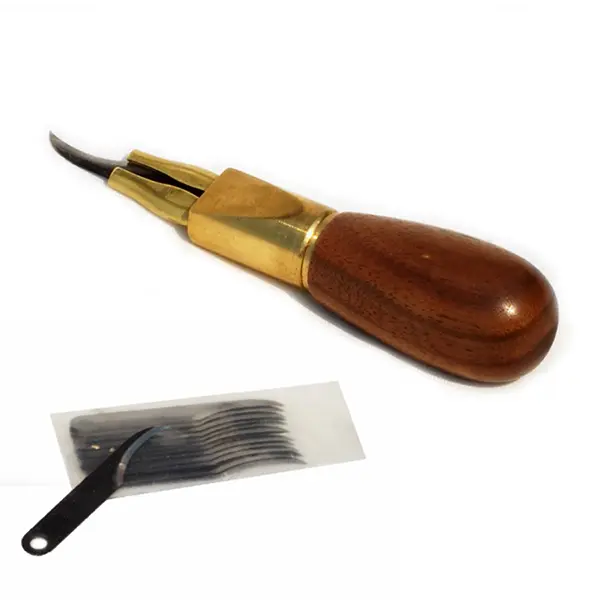 TCS-Carving-Knife-with-Blades-optimized-for-web.webp